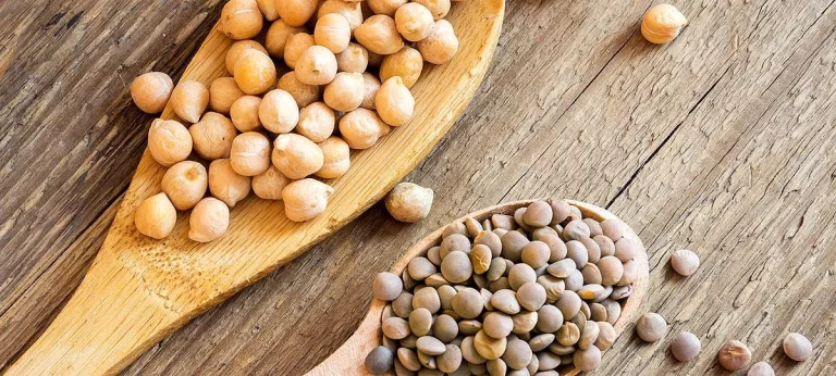 La receta de garbanzos con mejillones del chef José Andrés lista en 15 minutos