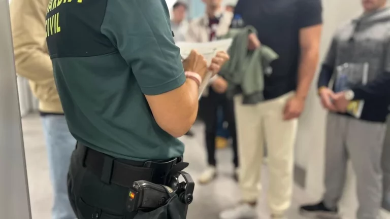 Más de 26.000 aspirantes afectados tras la suspensión de pruebas para Guardia Civil