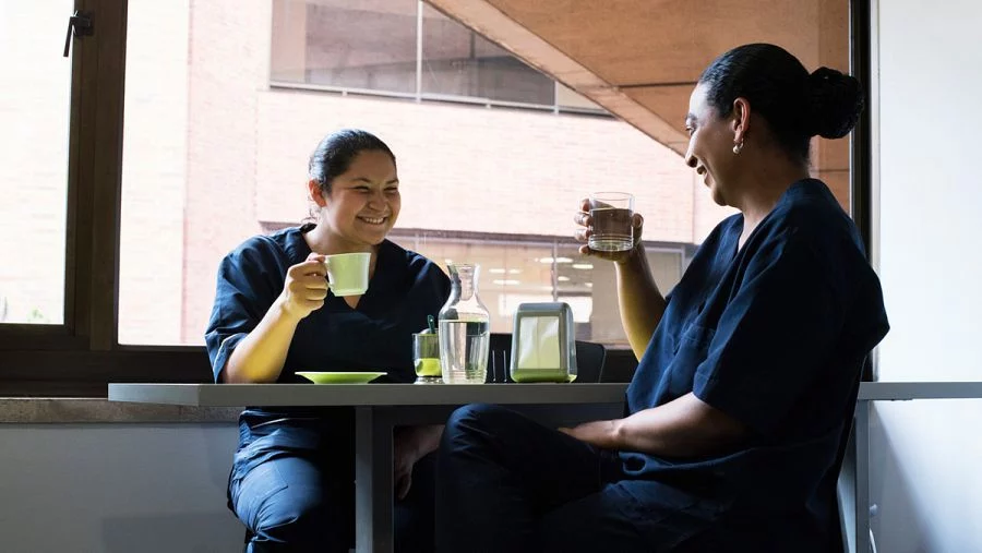 Pausas para fumar y tomar café: ¿cuándo se descuentan?