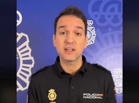 Policía Nacional y el truco para que no te engañen con estafas familiares Policía Nacional y el truco para que no te engañen con estafas familiares
