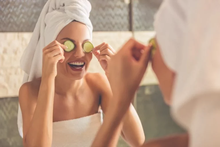 Trucos de belleza caseros para lucir radiante sin gastar una fortuna