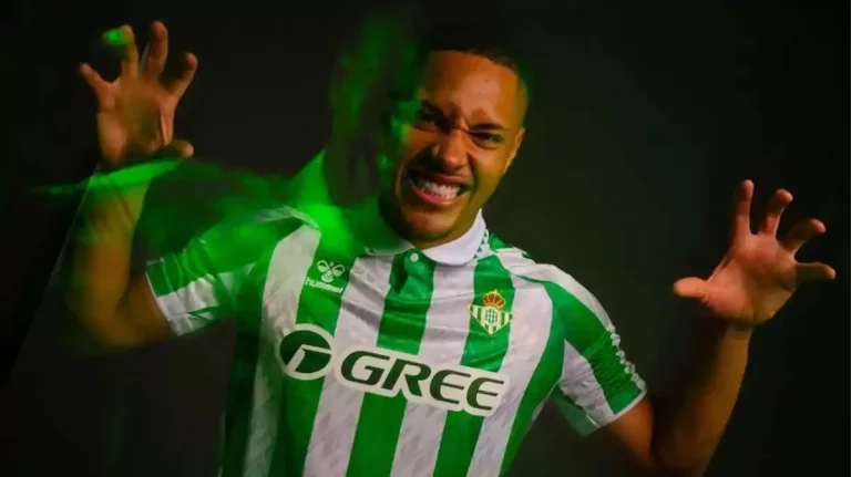 Vitor Roque genera un problema mayúsculo a Pellegrini de cara al derbi
