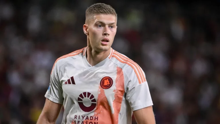 Dovbyk masacrado en redes por aficionados del Atlético mientras el AS Roma se hunde