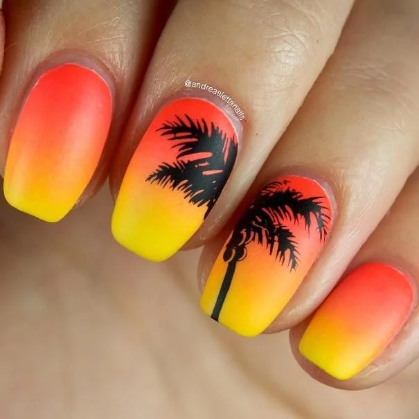 Manicura de verano.
