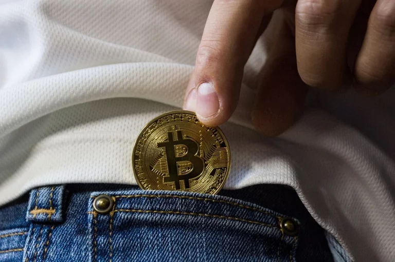 Six, operador de la Bolsa suiza y española, sopesa crear en Europa un centro para negociar con criptoactivos