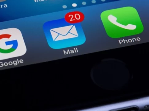 Un error diario pone en riesgo el correo electrónico Un error diario pone en riesgo el correo electrónico