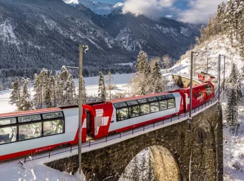 Glacier Express, el tren más bonito de Europa.