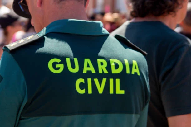 Llevar esta tarjeta en la cartera está terminantemente prohibido por la Guardia Civil
