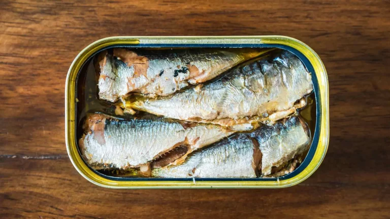Sardinas en airfryer: la técnica cómoda y fácil para que tu casa no huela a pescado