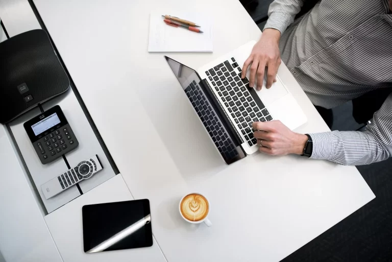 ¿Qué es un Software de Marca Blanca y Qué Beneficios Ofrece?