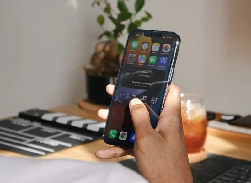 NO TODO EL MUNDO QUIERE UN IPHONE 16