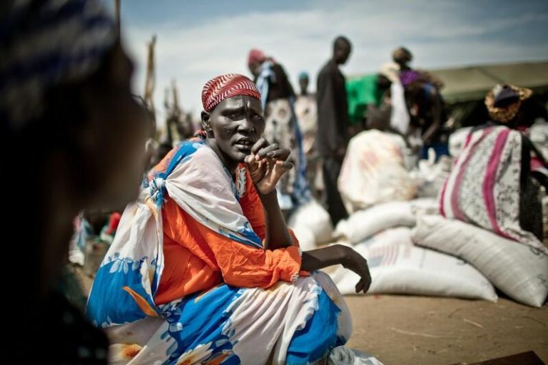 Los conflictos armados se cobran 21.000 vidas diarias solo por hambre