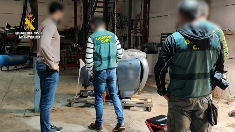 Condenan a 13 personas por las 