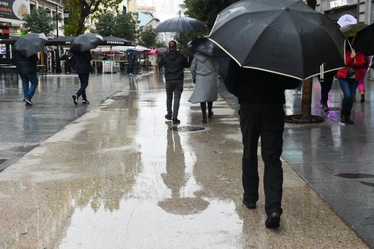Previsión del tiempo de la AEMET: la mitad de España en aviso por lluvias y tormentas