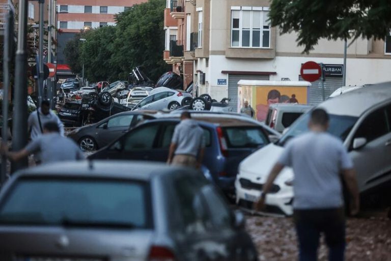 Declarados tres días de luto nacional en España por la DANA