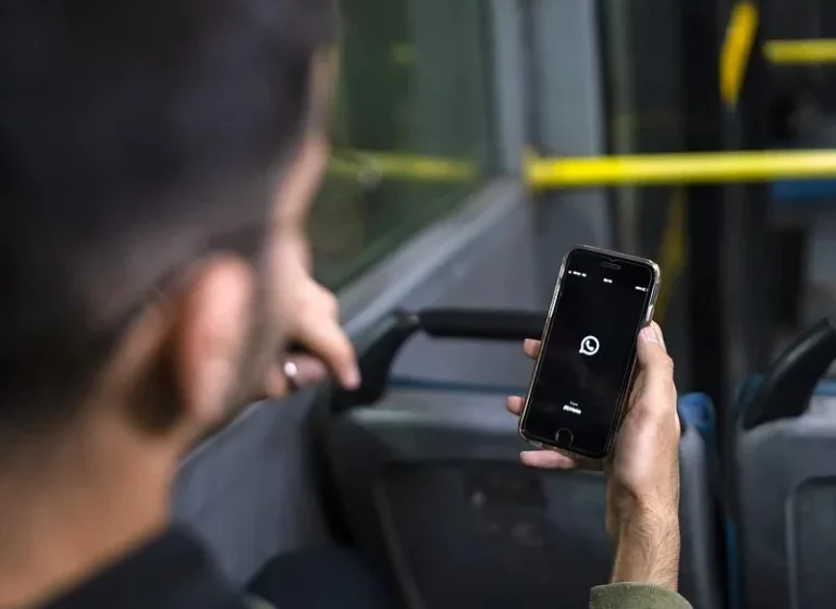 Te explicamos cómo desactivar WhatsApp sin desinstalarlo o desconectarte de internet
