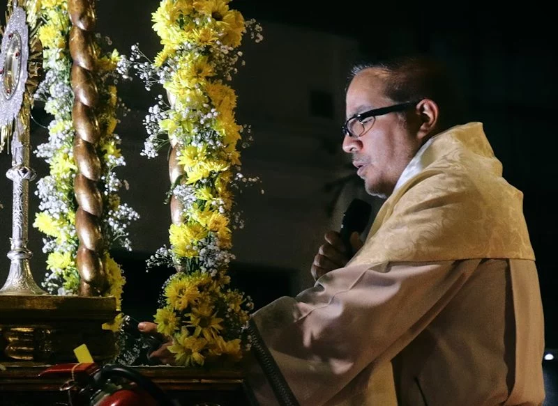 LA IGLESIA INSTA A DENUNCIAR