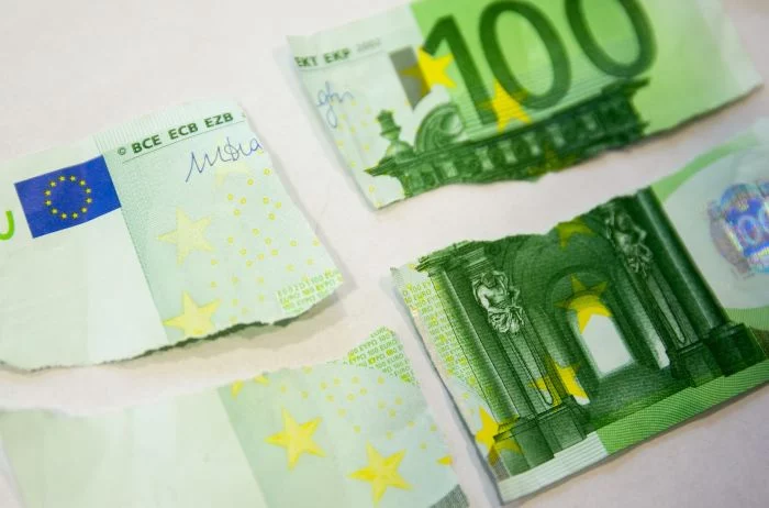 Adiós a los billetes de 100: ¿por qué se quieren eliminar?