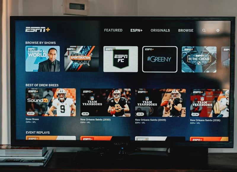 DEPORTES, ENTRETENIMIENTO Y EMISORAS POPULARES