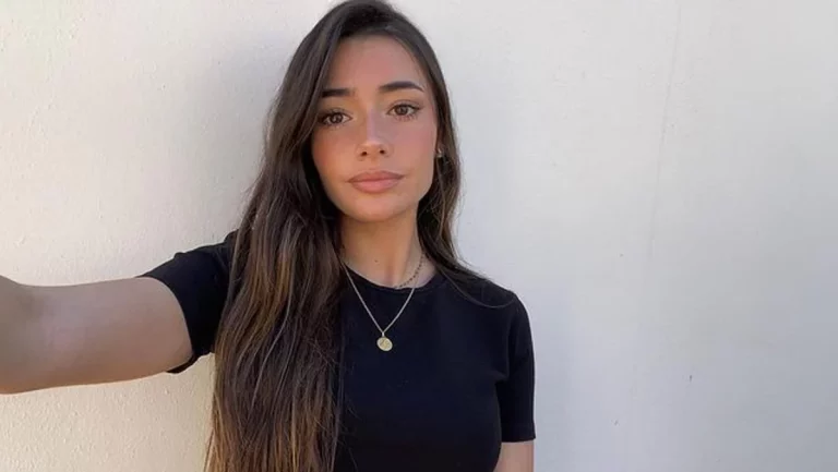 Ana Pelayo entra fuerte en el grupo de WAGS del FC Barcelona