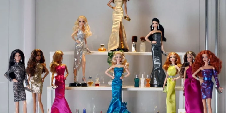 Beyoncé, J.K. Rowling y otros famosos con su propia muñeca Barbie