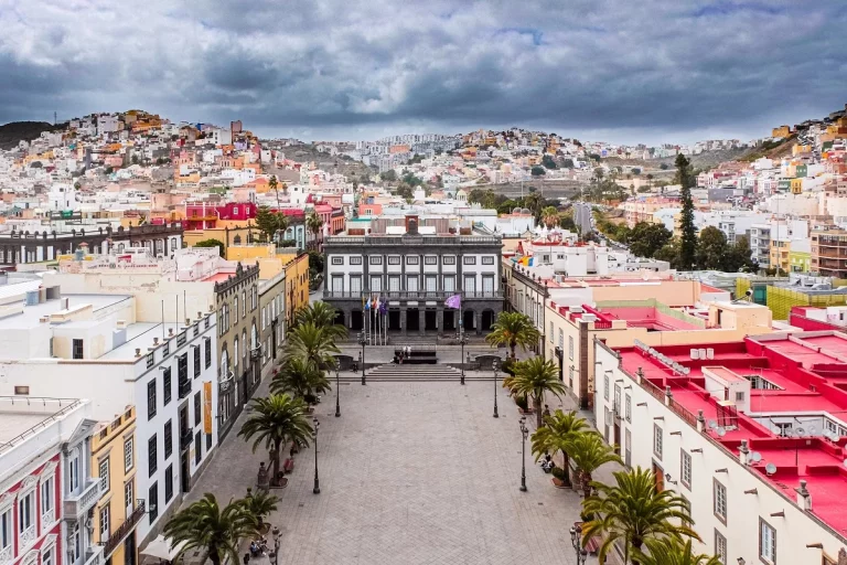 Canarias sigue sin tener zonas tensionadas pese a aumento del alquiler y compra de vivienda