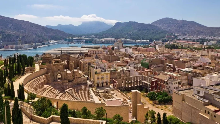 Cartagena, Logroño y otros destinos favoritos en Airbnb para viajar en otoño