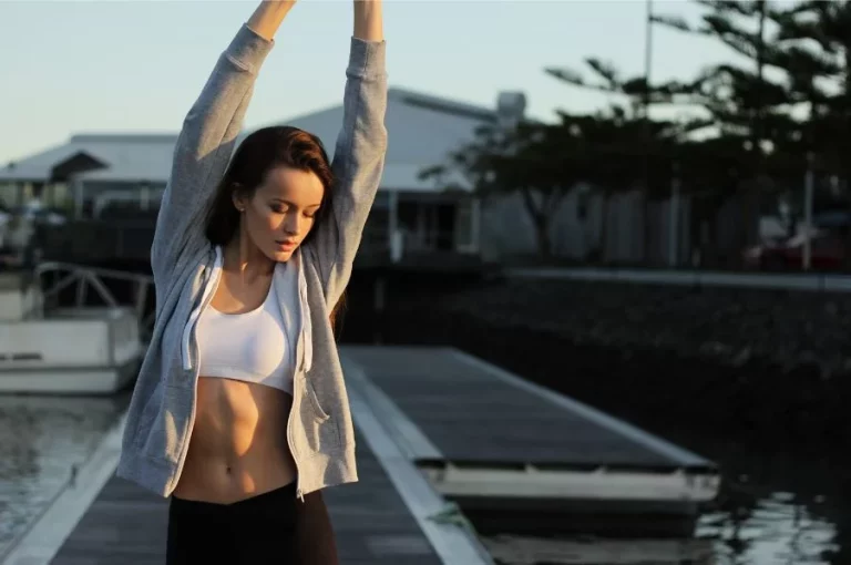 Cómoda y elegante con estas 6 zapatillas de El Corte Inglés que suman centímetros de altura