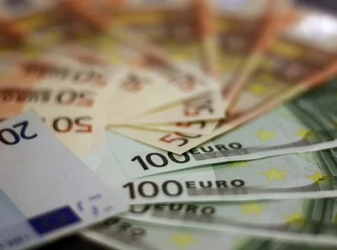 Dinero