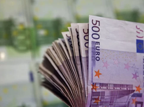 EuropaPress_1286168_billetes_500_euros