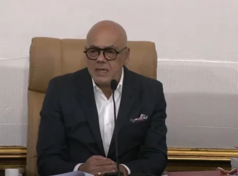 La Asamblea Nacional de Venezuela ha aprobado solicitar a Maduro la ruptura de relaciones con España