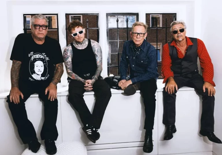 Los Sex Pistols vienen a España sin su vocalista original