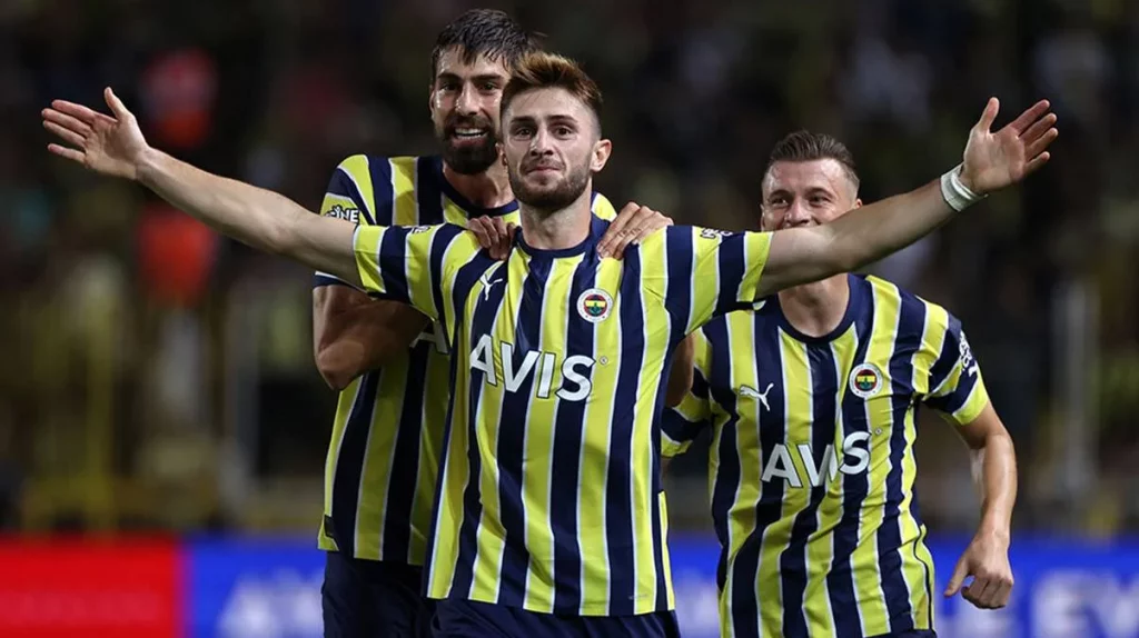 Ismail Yuksek futbolista e1729721513611