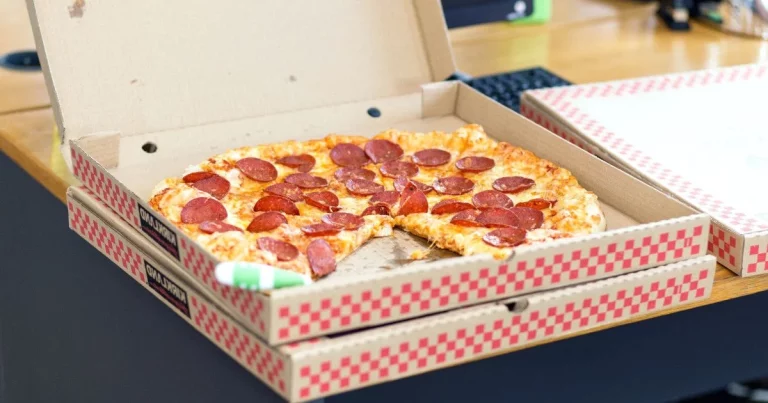 La Unión Europea explica por qué las cajas de pizza son peligrosas para la salud