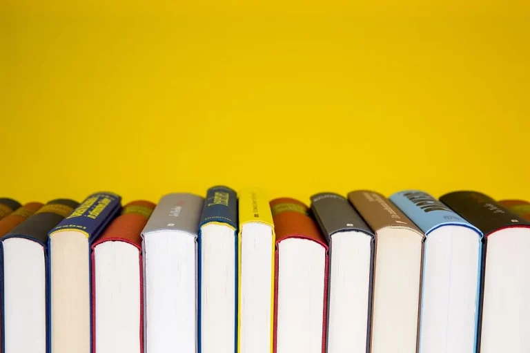 ¿Qué ahorro supone comprar libros segunda mano?