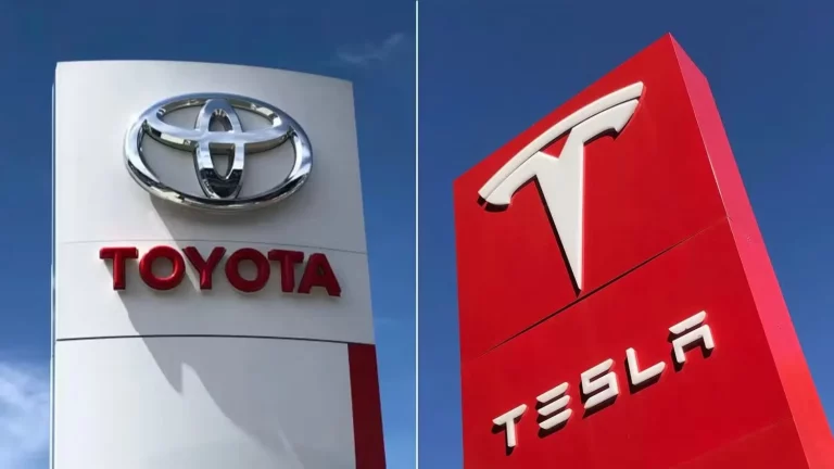 Los logos de las marcas de coche Toyota y Tesla esconden más de lo que crees