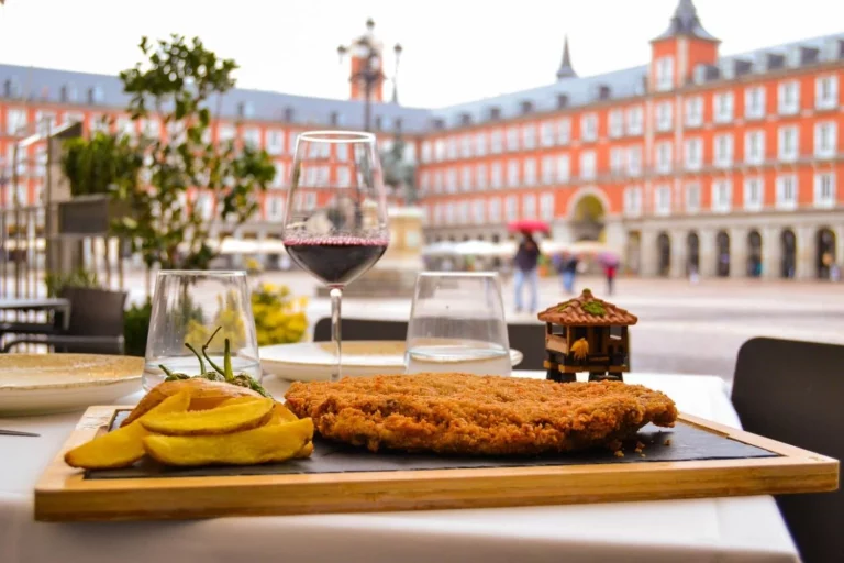 Los mejores planes de turismo gastronómico en Castilla y León para el verano