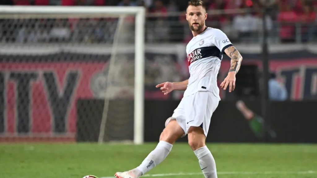 Milan Skriniar paris e1728689164941