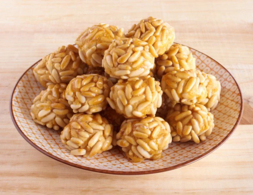 Panellets, la deliciosa receta catalana para celebrar el Día de Todos los Santos Panellets, la deliciosa receta catalana para celebrar el Día de Todos los Santos