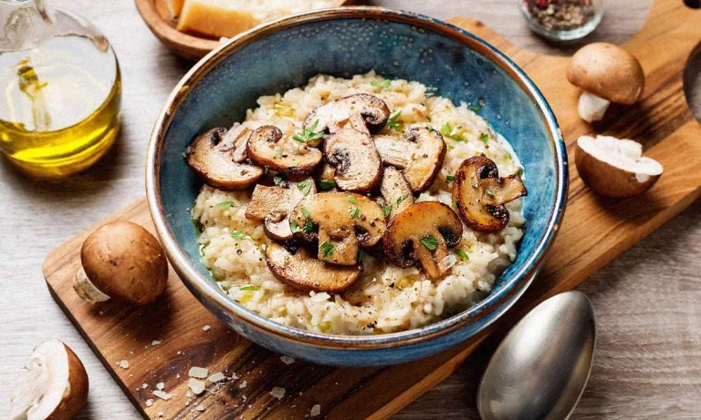 Prepara un delicioso risotto de champiñones mejor que el de Arguiñano con ingredientes de temporada