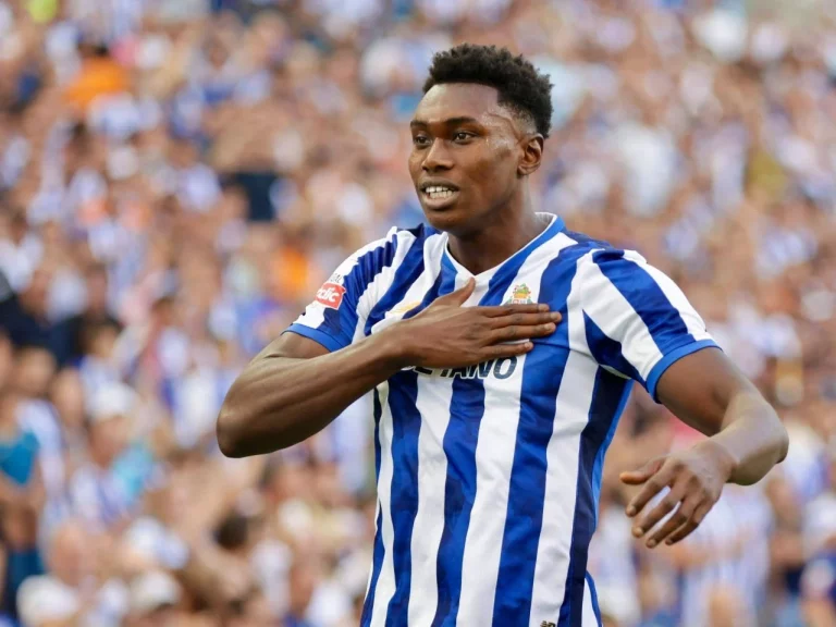 Samu Omorodion responde claro a una posible vuelta al Atlético