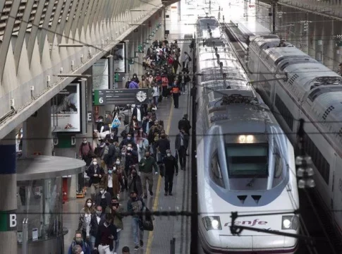 Tren o avión ¿Tren o avión? La comparativa viral de Javi Hierro sobre el trayecto Madrid-Sevilla