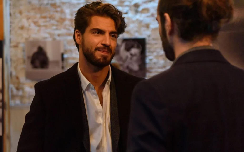 Un triángulo amoroso complejo