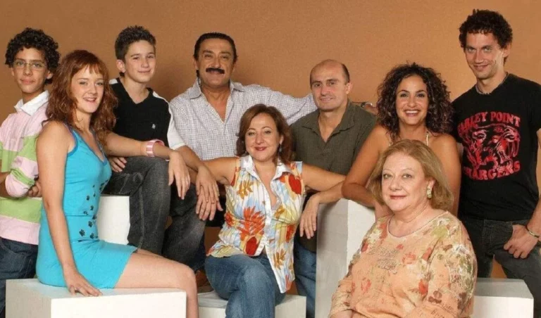 Varapalo para los fans de 'Aída': no estará en la película de Paco León
