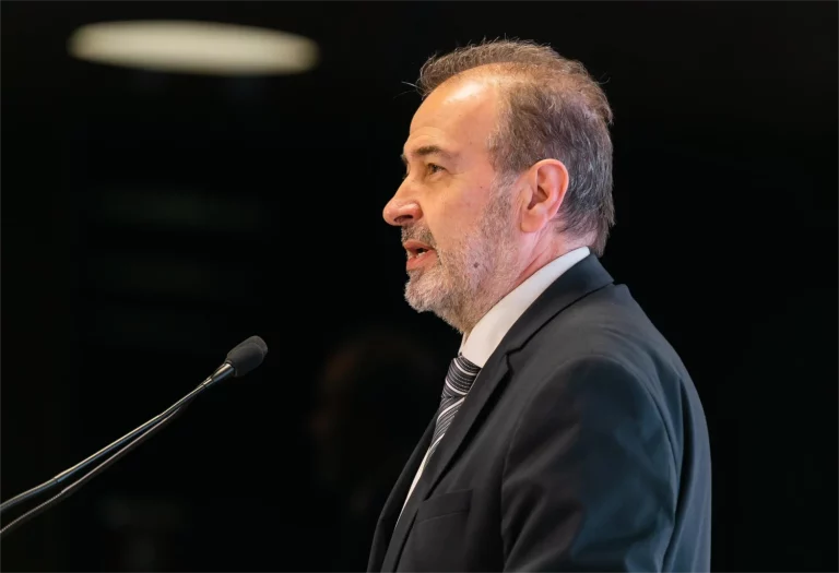 Antonio Burgueño, de FCC: 