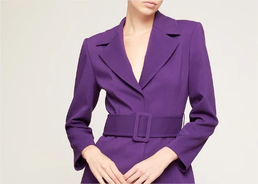 ¡Estos colores están en tendencia! Descubre los artículos de El Corte Inglés que están de moda 5 chaqueta larga