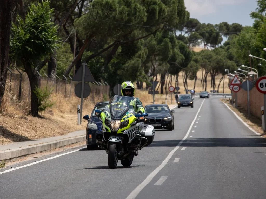 Recomendaciones de la DGT para adelantar de manera segura
