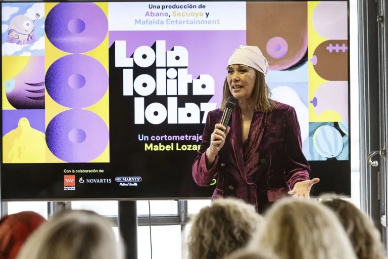 Mabel Lozano y Novartis presentan el corto 'Lola, Lolita, Lolaza' que relata la experiencia de la directora de cine con el cáncer de mama