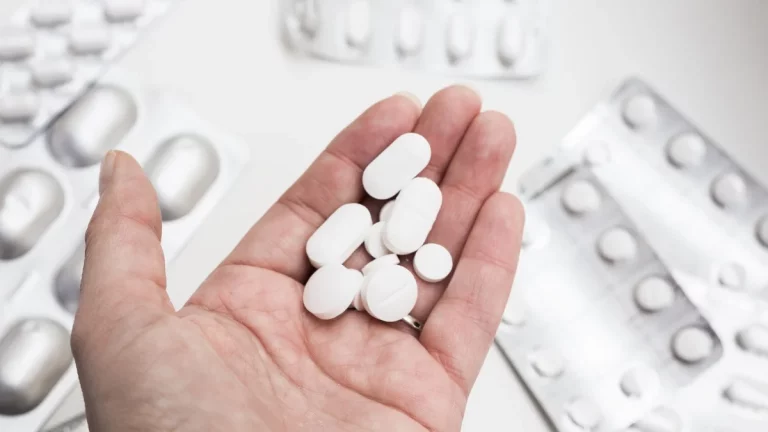 TikTok y la desinformación: cómo se viralizó el bulo que une paracetamol y autismo