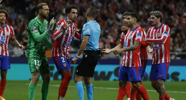 Gil Marín manda una queja formal a la UEFA tras el escándalo ante el Lille